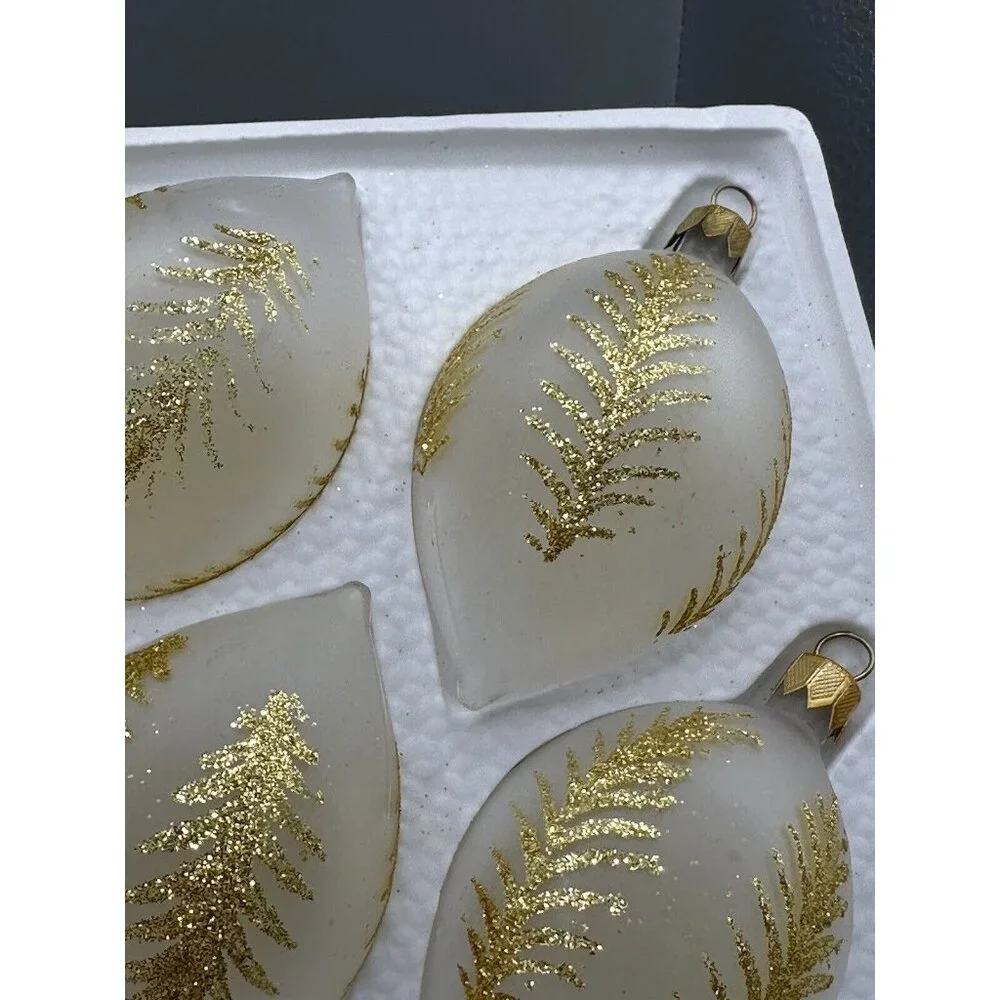 Vintage Navistar Shatterproof Christmas Ornaments‎ Hand Painted 4 Pk Teardrop